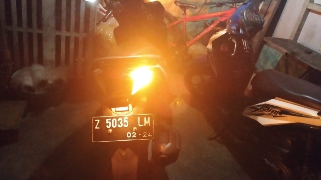 Inilah 4 Penyebab Lampu Motor Sein Mati Atau Tidak Berkedip